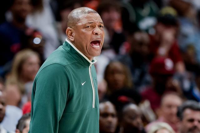 亚历山大39分雷霆大胜尼克斯 鹈鹕力克76人