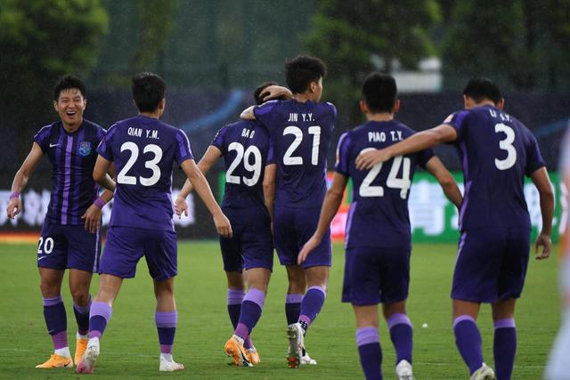 杨瀚森17+11青岛胜上海 吴前20分浙江胜吉林